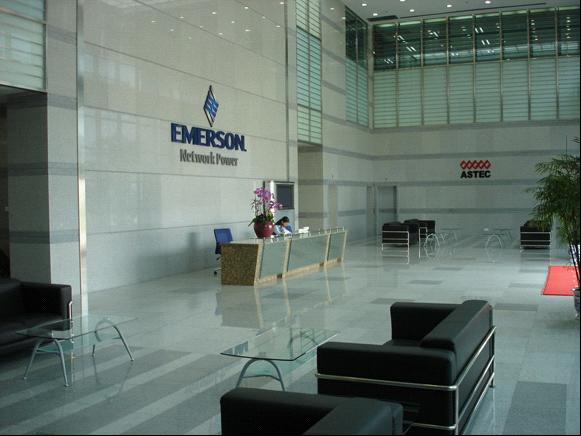 ��Ĭ��ǰ�_