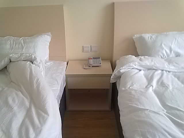 �����f�����F�k���Ҿ߹��̰���չʾ